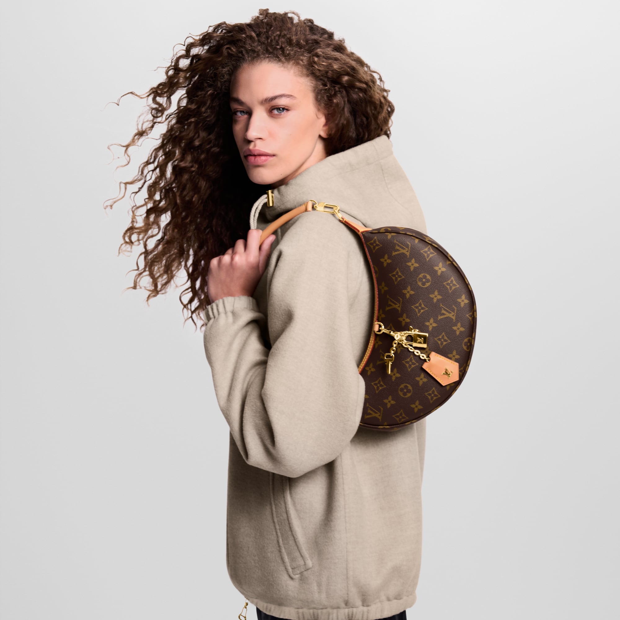 Looping Monogram - Handbags | LOUIS VUITTON